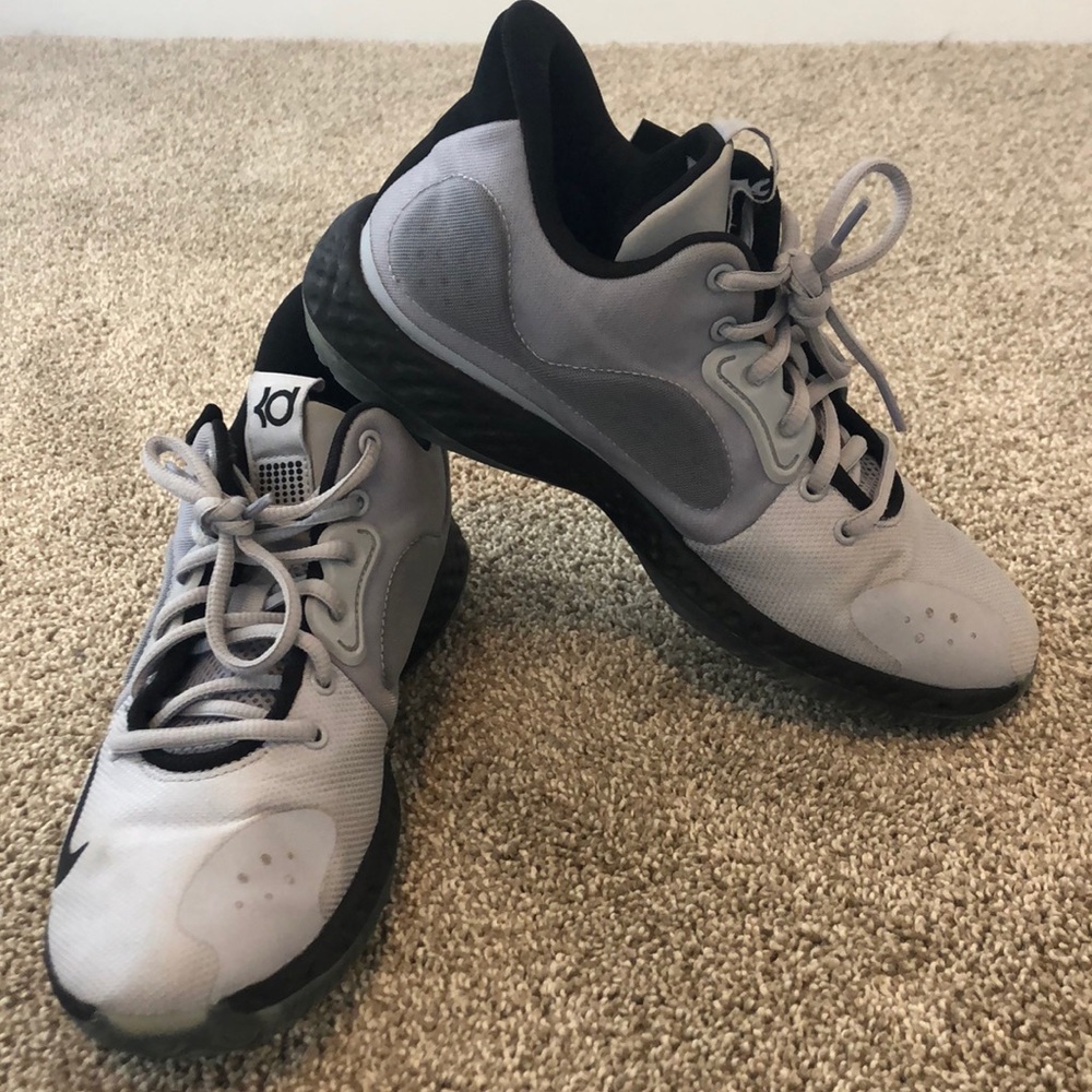 Nike Badketball Shoes (Unisex)